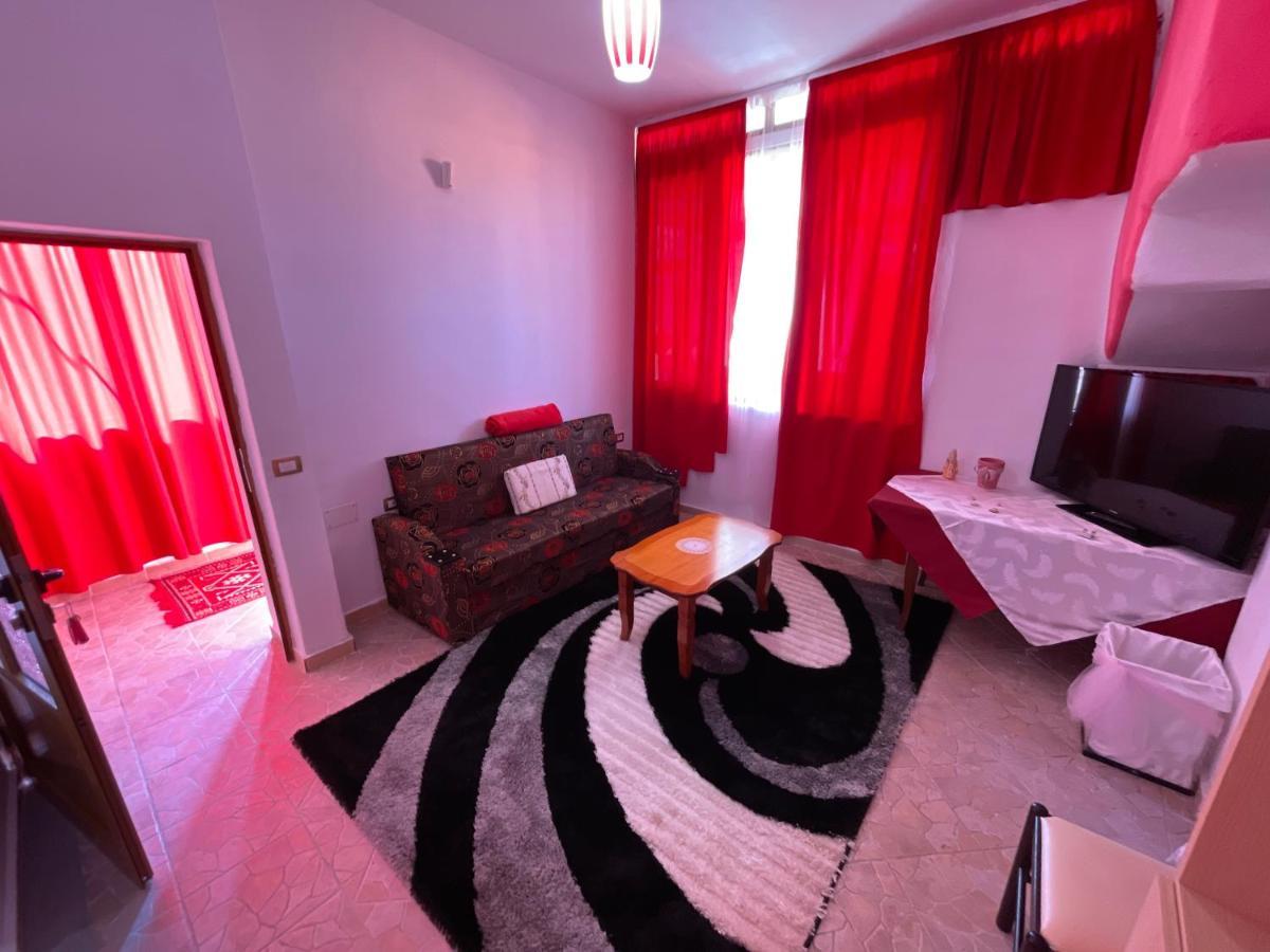 Peshkepi Hotel Bar Restaurant Mete מראה חיצוני תמונה